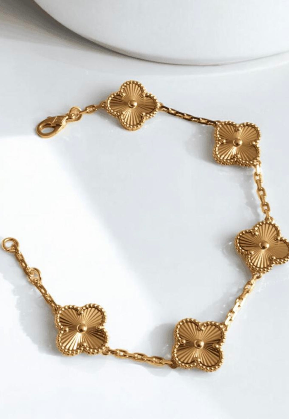 PREMIUM CLOVER BRACELET