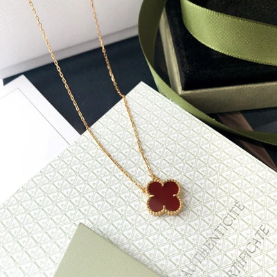 CLOVER PENDANT (RED)