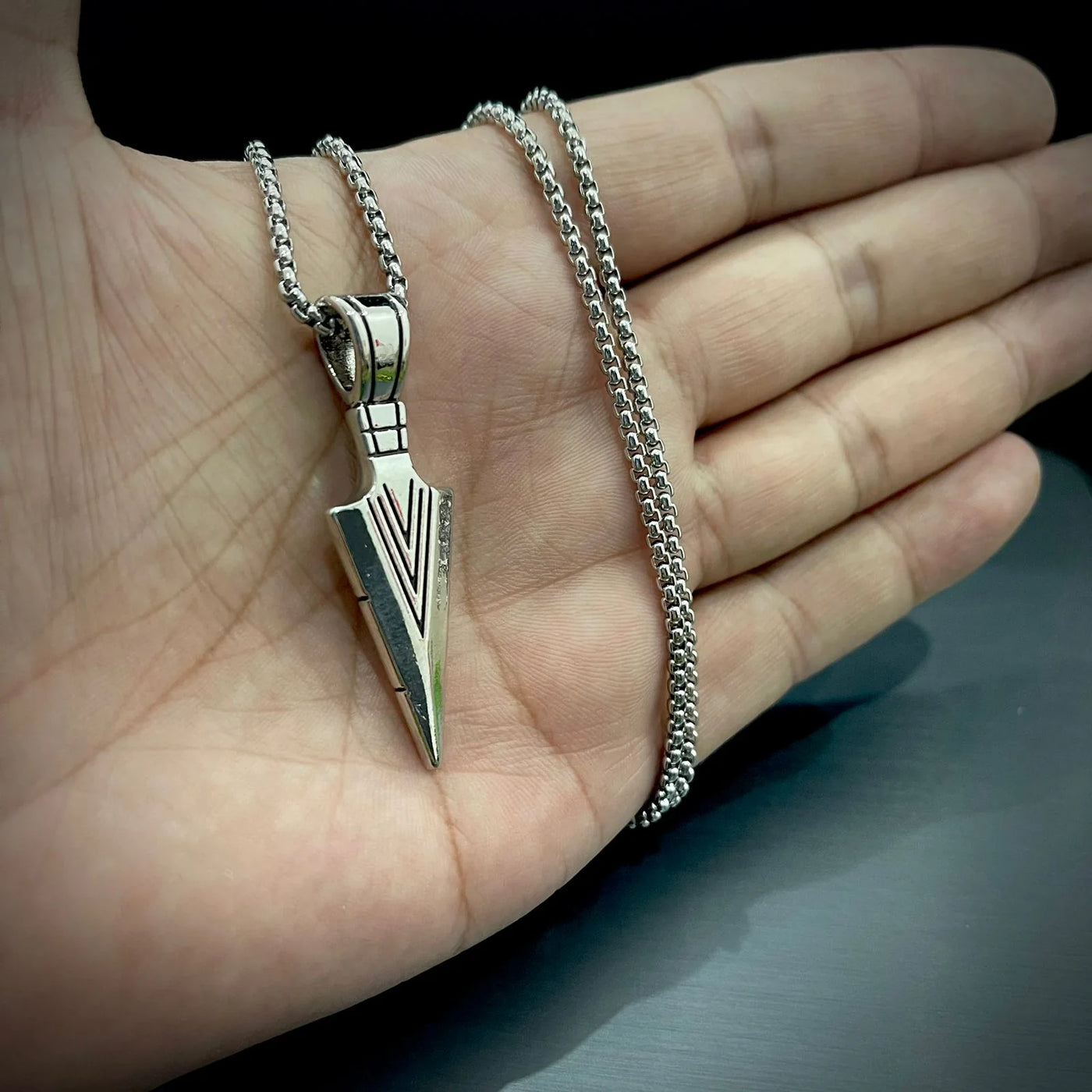 ARROW HEAD PENDANT