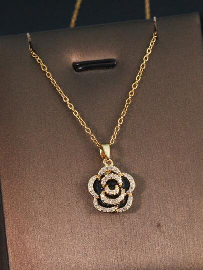 ROSE PENDANT